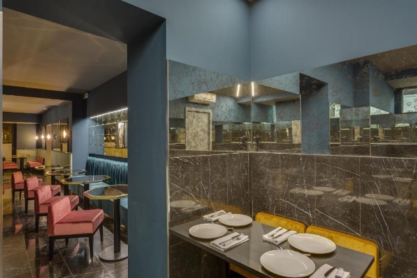 Otivm Hotel image 10